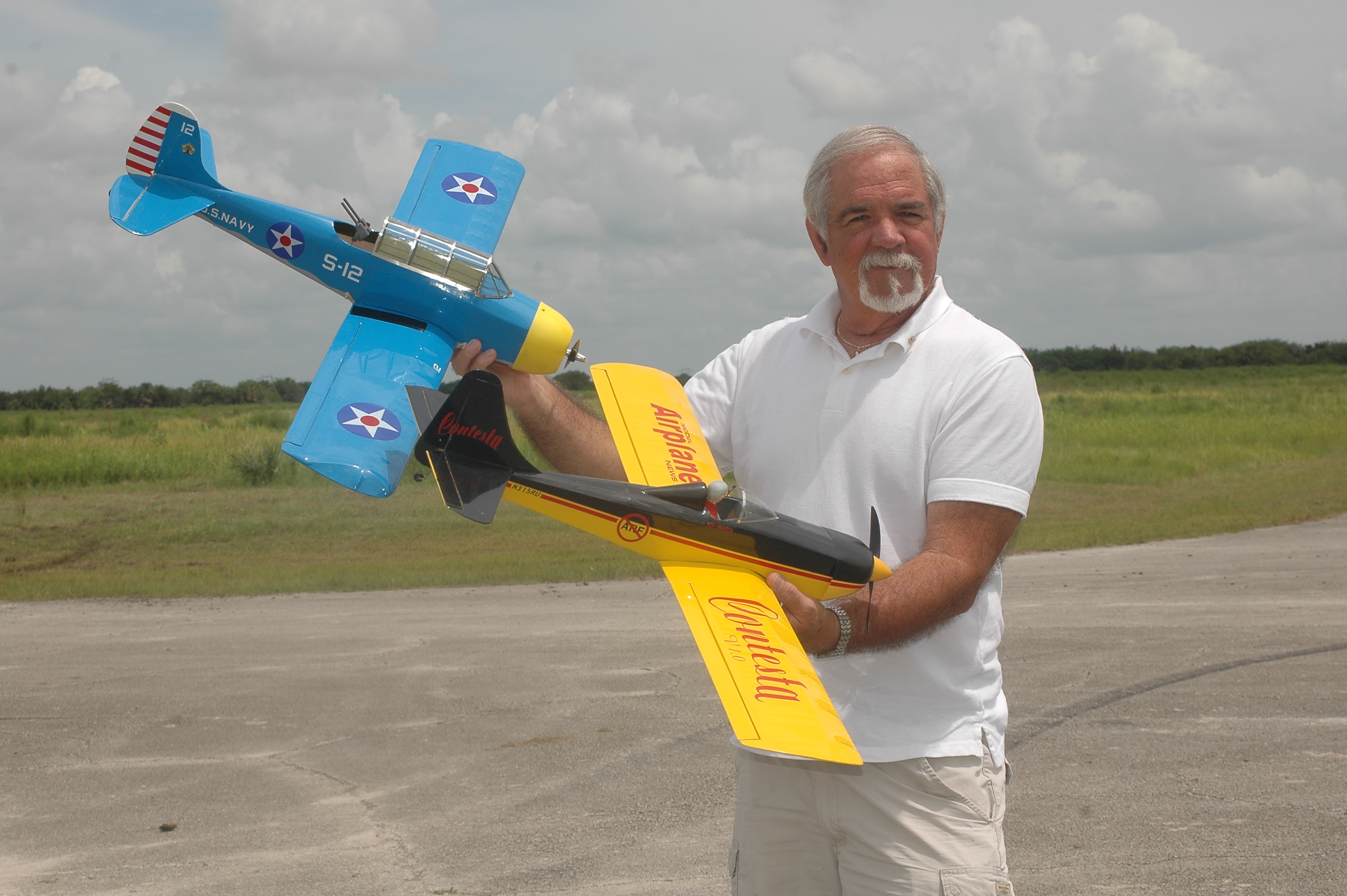 Model Airplane News’ Build to Win Contest