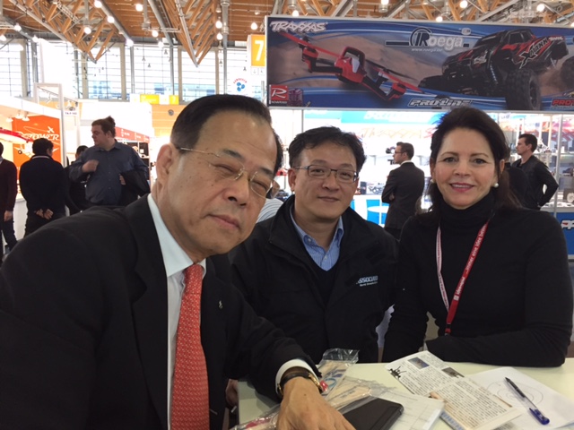Enjoying the Nuremberg Toy Fair (from left to right): Ali Lai President and CEO, Thunder Tiger Corp; Jimmy Lai, Vice President, Thunder Tiger Corp; Yvonne DeFrancesco, executive vice President, Air Age Media.